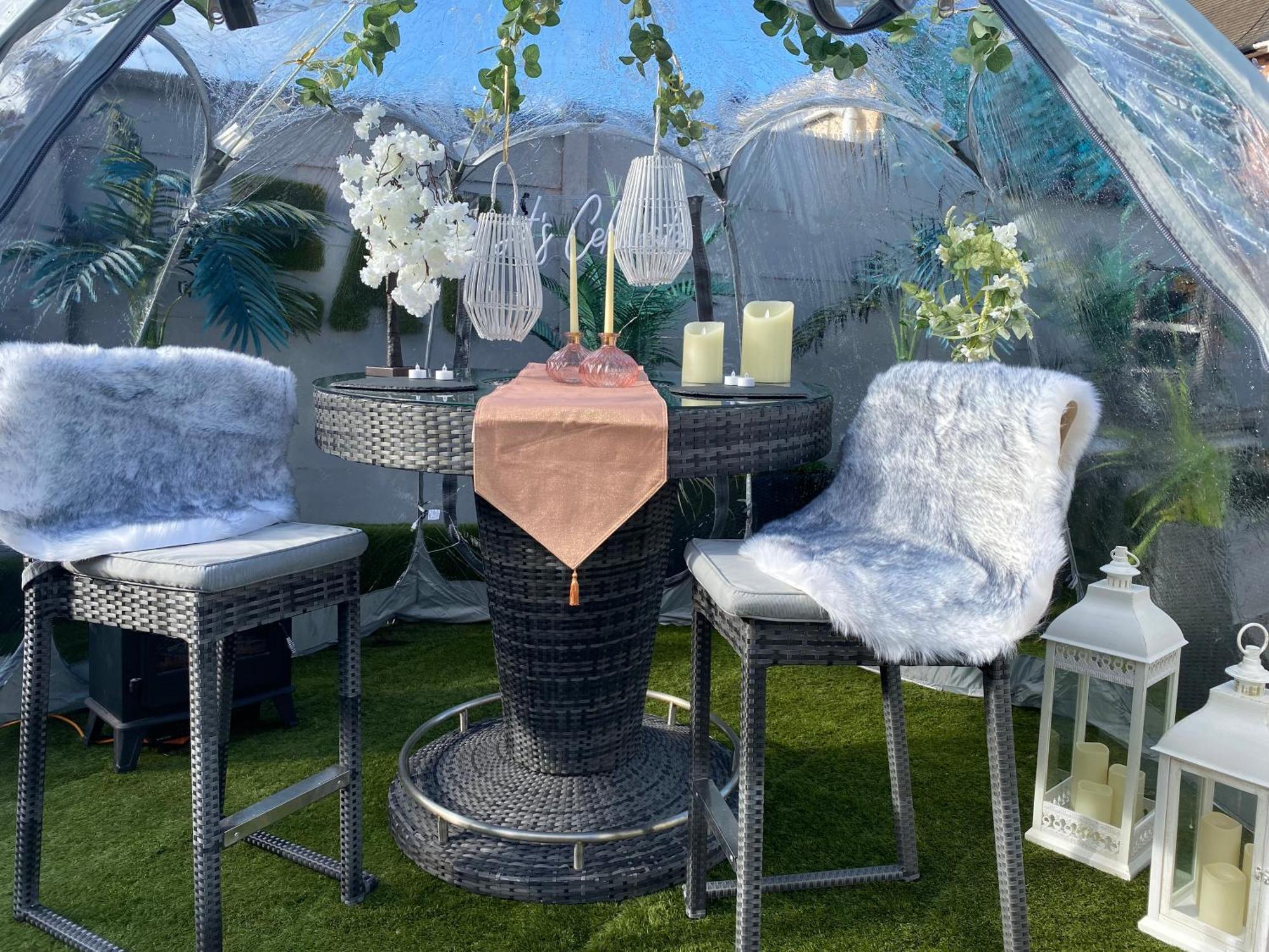 Mini Love Island Style Guest House Includes Personal Hot 24 Hour Swimming Pool, Outdoor Bathtub, Heated Dining Dome And Fire Pit, All This Is Secretly Located In The Busy Suburbs Of Ноттінгем Екстер'єр фото